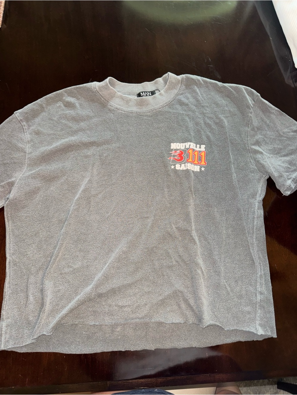 BoohooMAN Gray Crewneck Graphic Tee - M